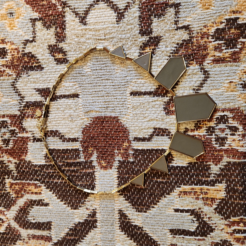 House of Harlow 1960 Station Necklace